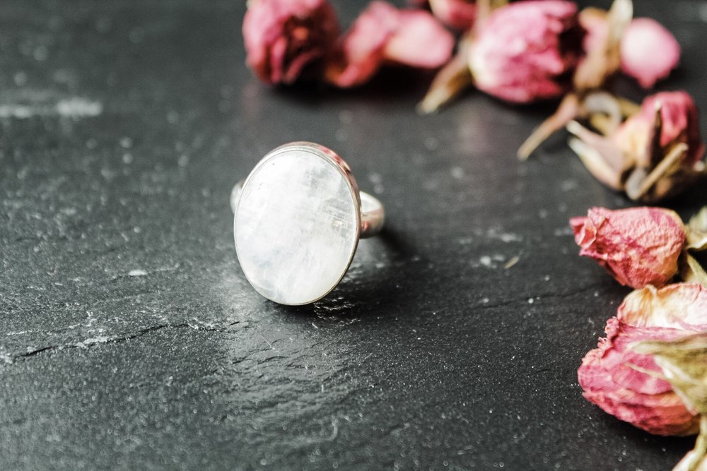 cabochon moonstone ring