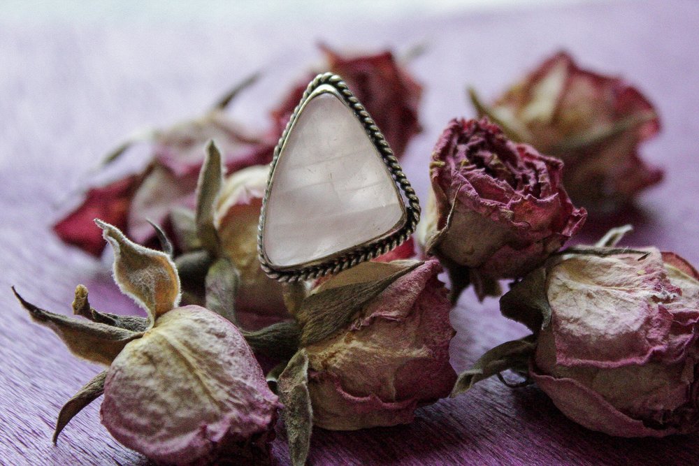rose quartz jewelry